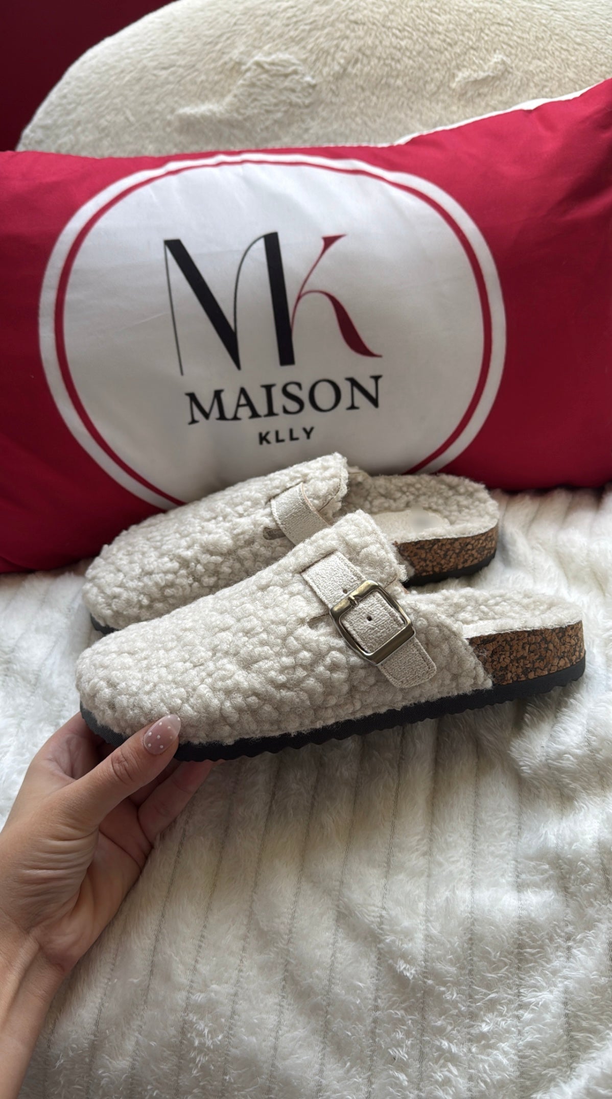 MULES FOURRÉE BLANCHE