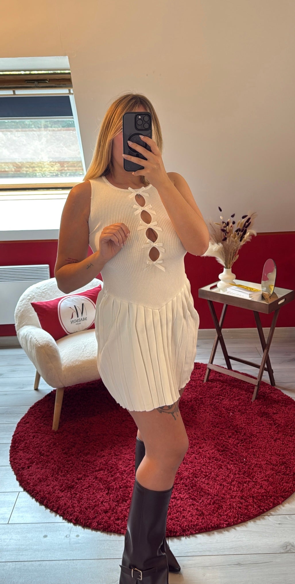 ROBE EN MAILLE BLANCHE