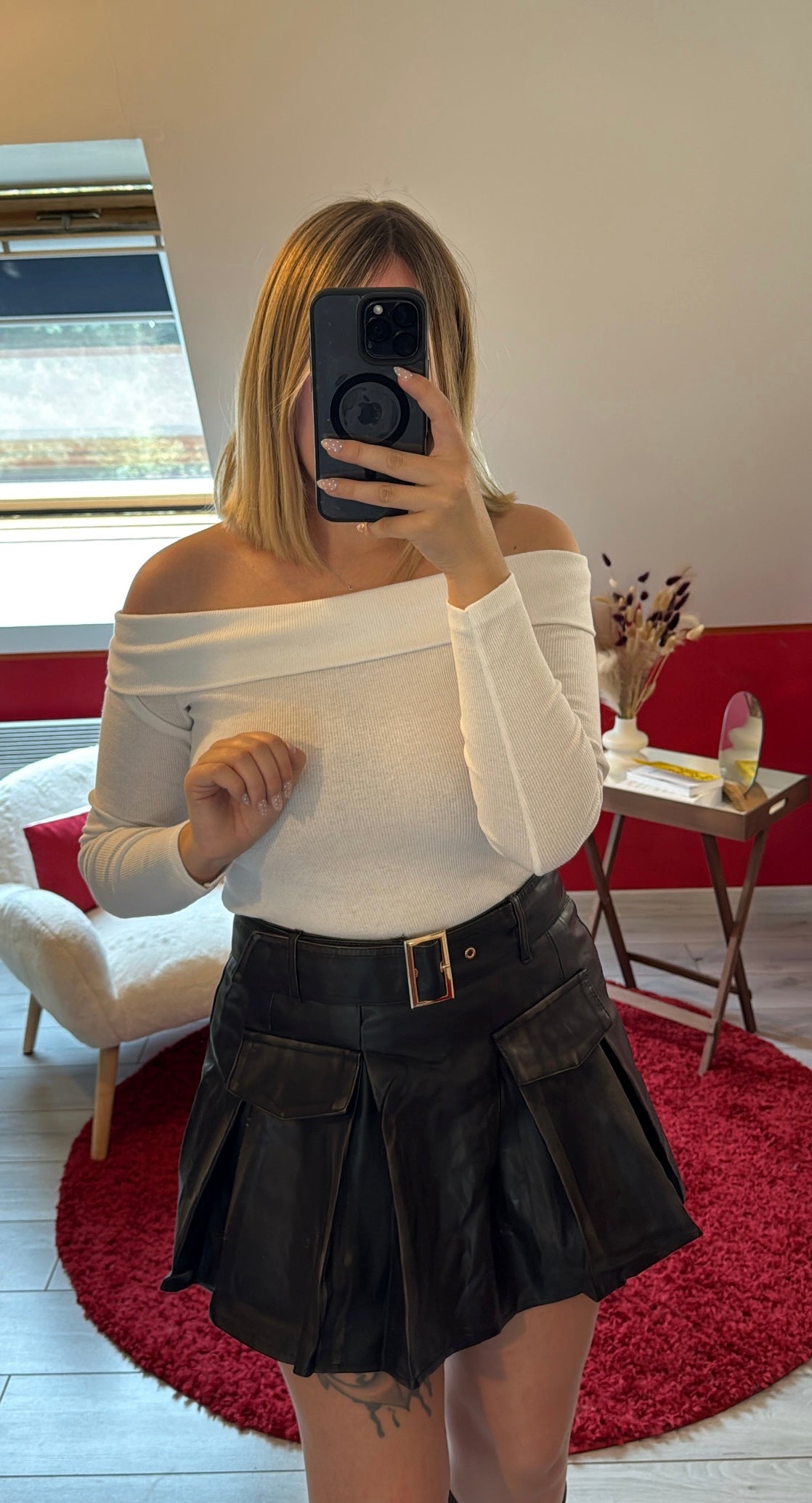 JUPE-SHORT EN CUIR