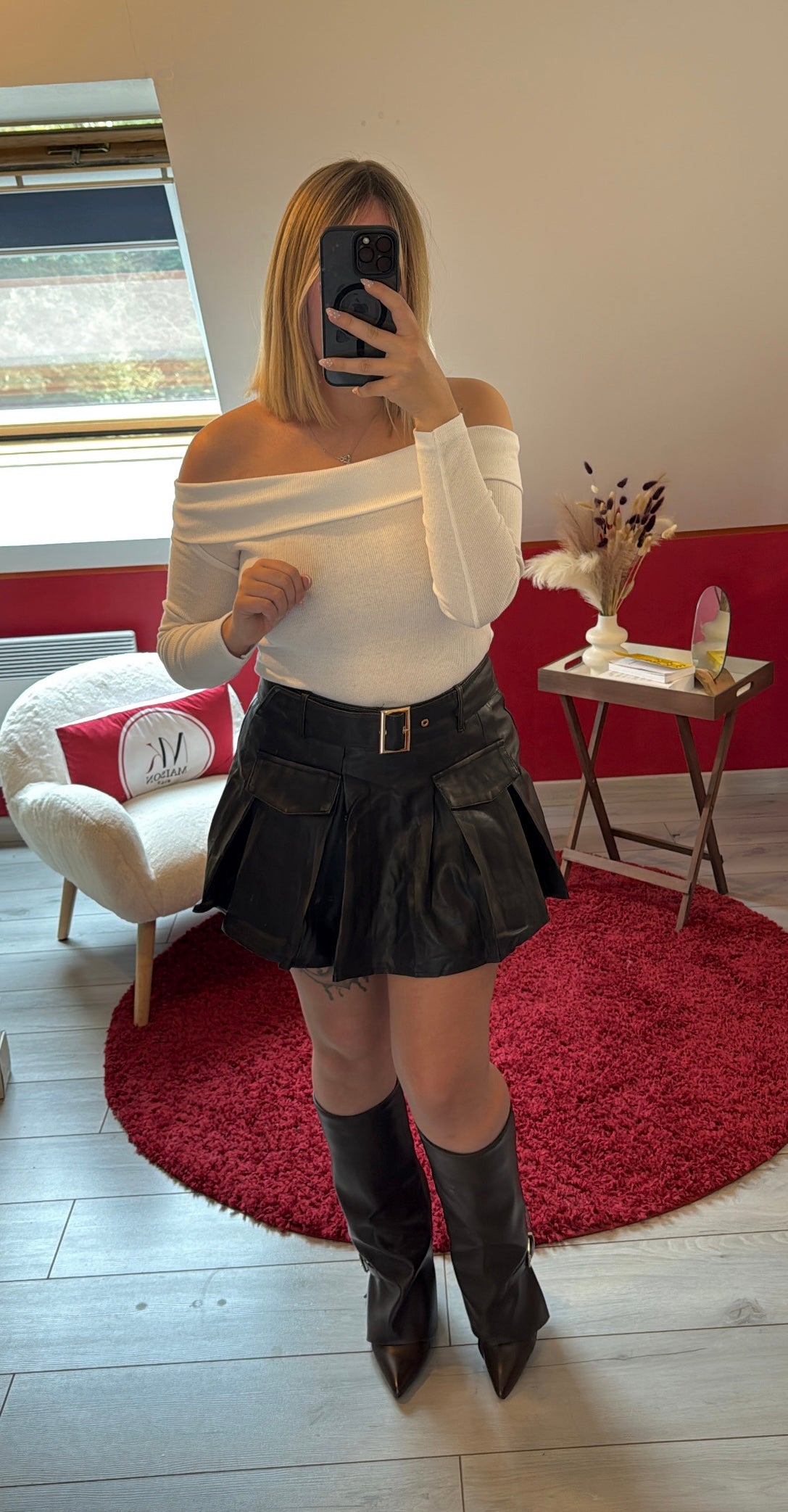 JUPE-SHORT EN CUIR