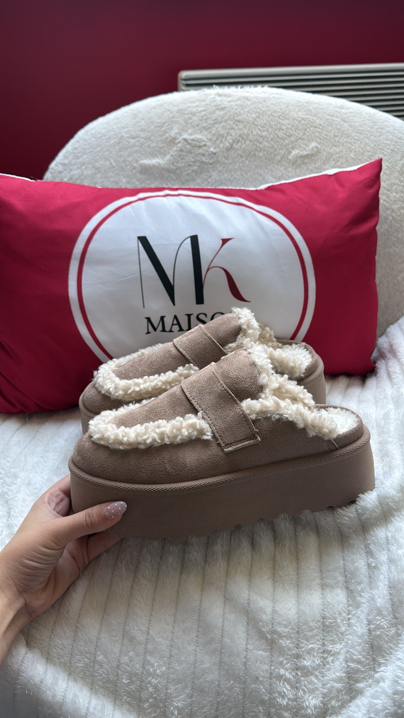 MULES FOURRÉES TAUPE