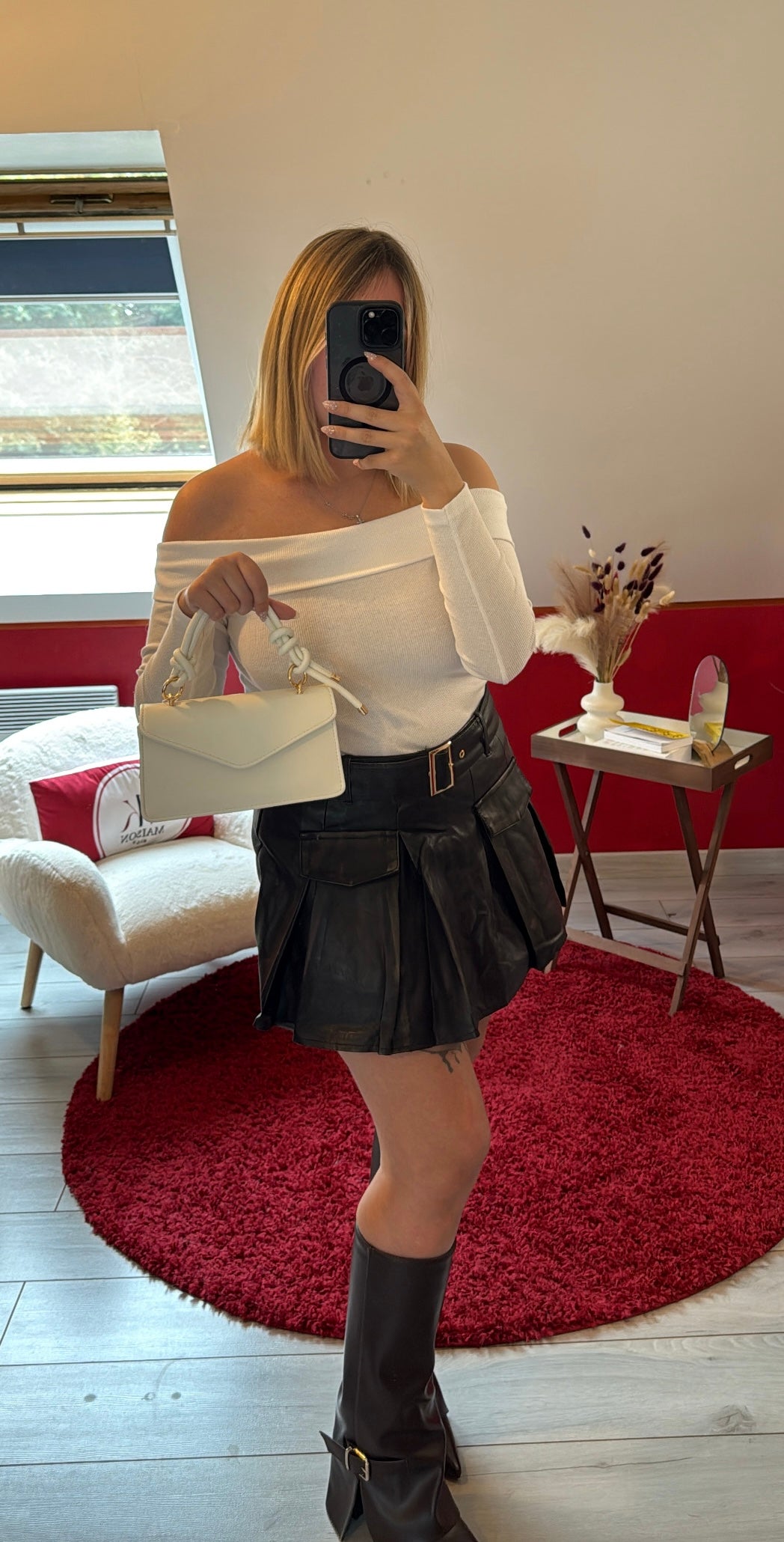 JUPE-SHORT EN CUIR
