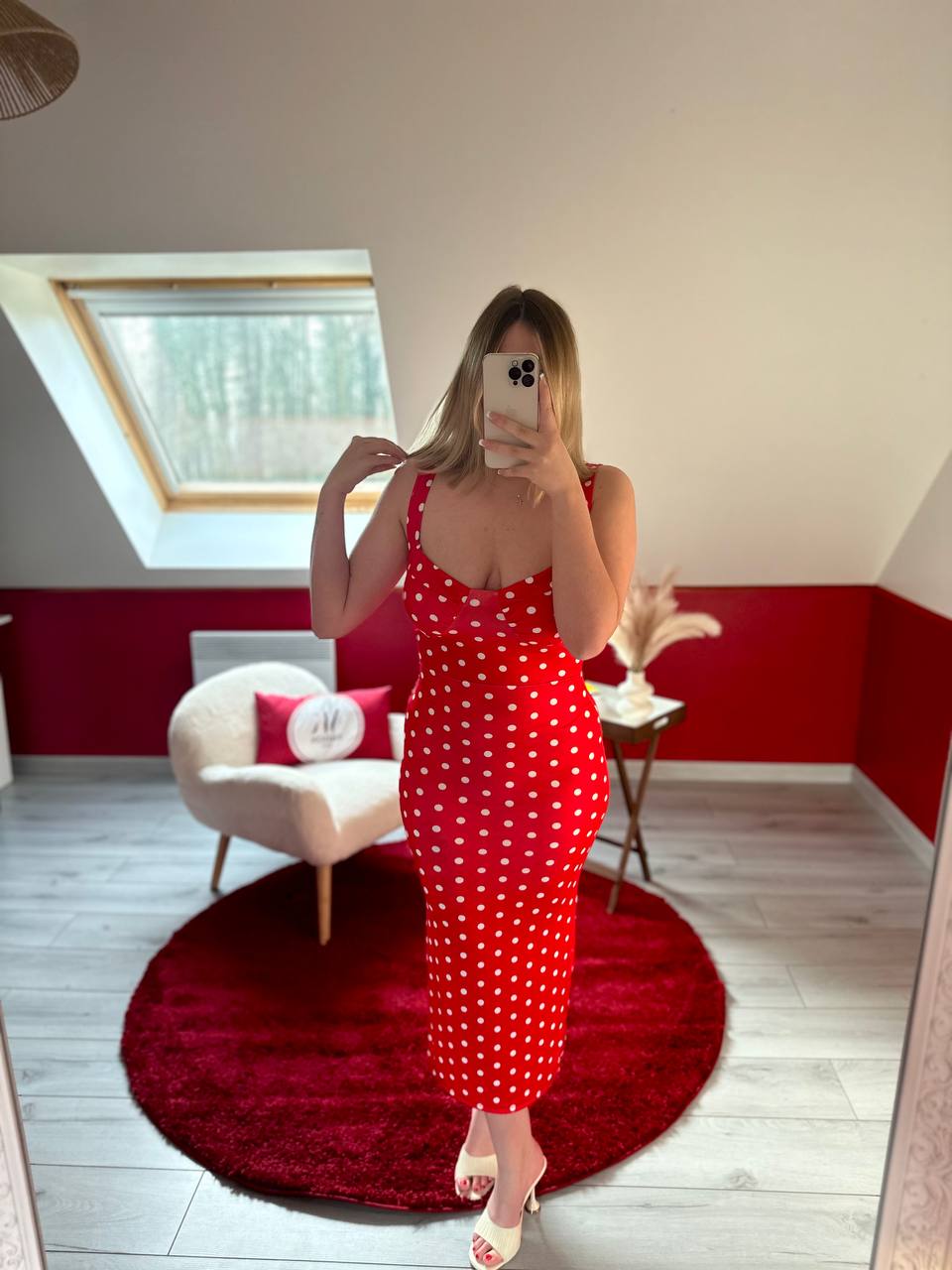 ROBE ROUGE À POIS BLANC - MaisonKLLY