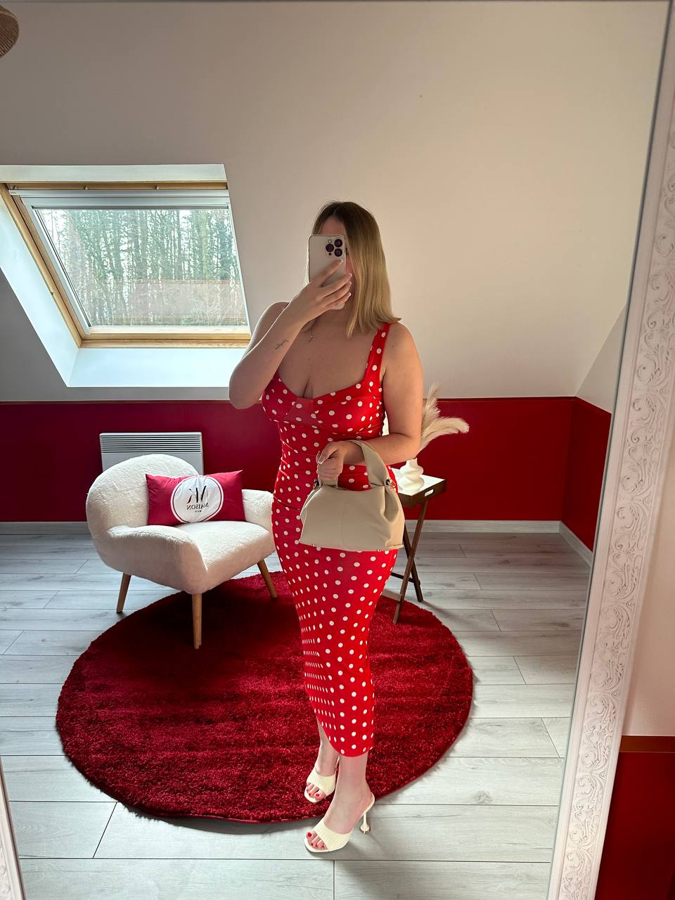 ROBE ROUGE À POIS BLANC - MaisonKLLY