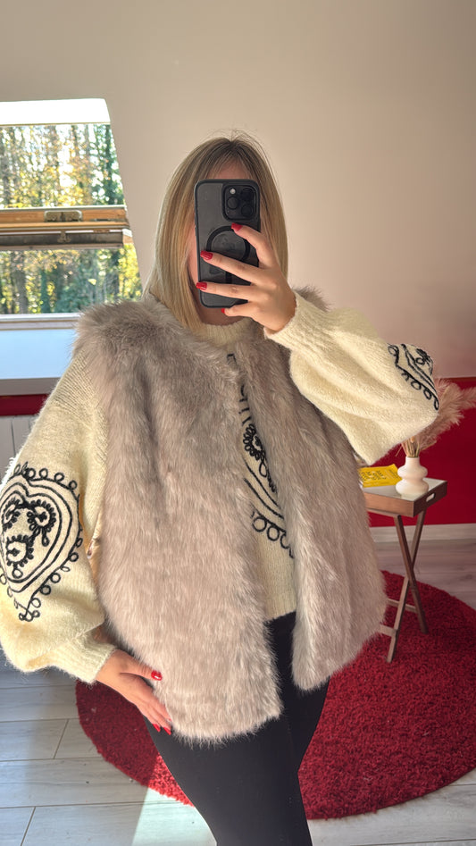 FAUSSE FOURRURE SANS MANCHE GRISE - MaisonKLLY