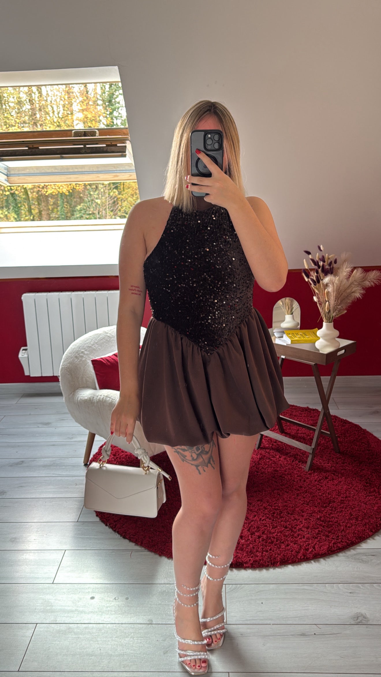 ROBE BALLON SATIN À SEQUIN CHOCOLAT - MaisonKLLY