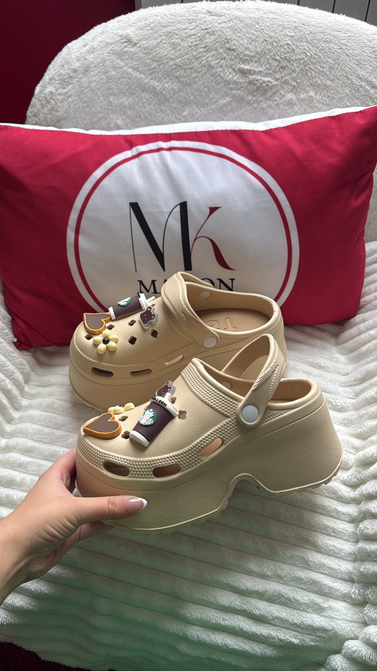 CROCS CUSTOM BEIGE - MaisonKLLY
