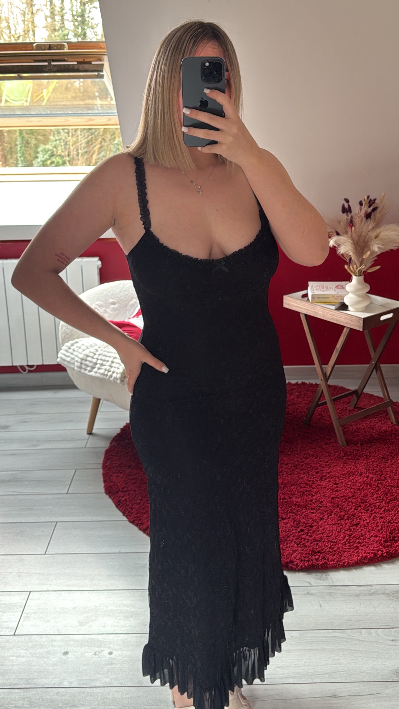 ROBE DENTELLE NOIR - MaisonKLLY