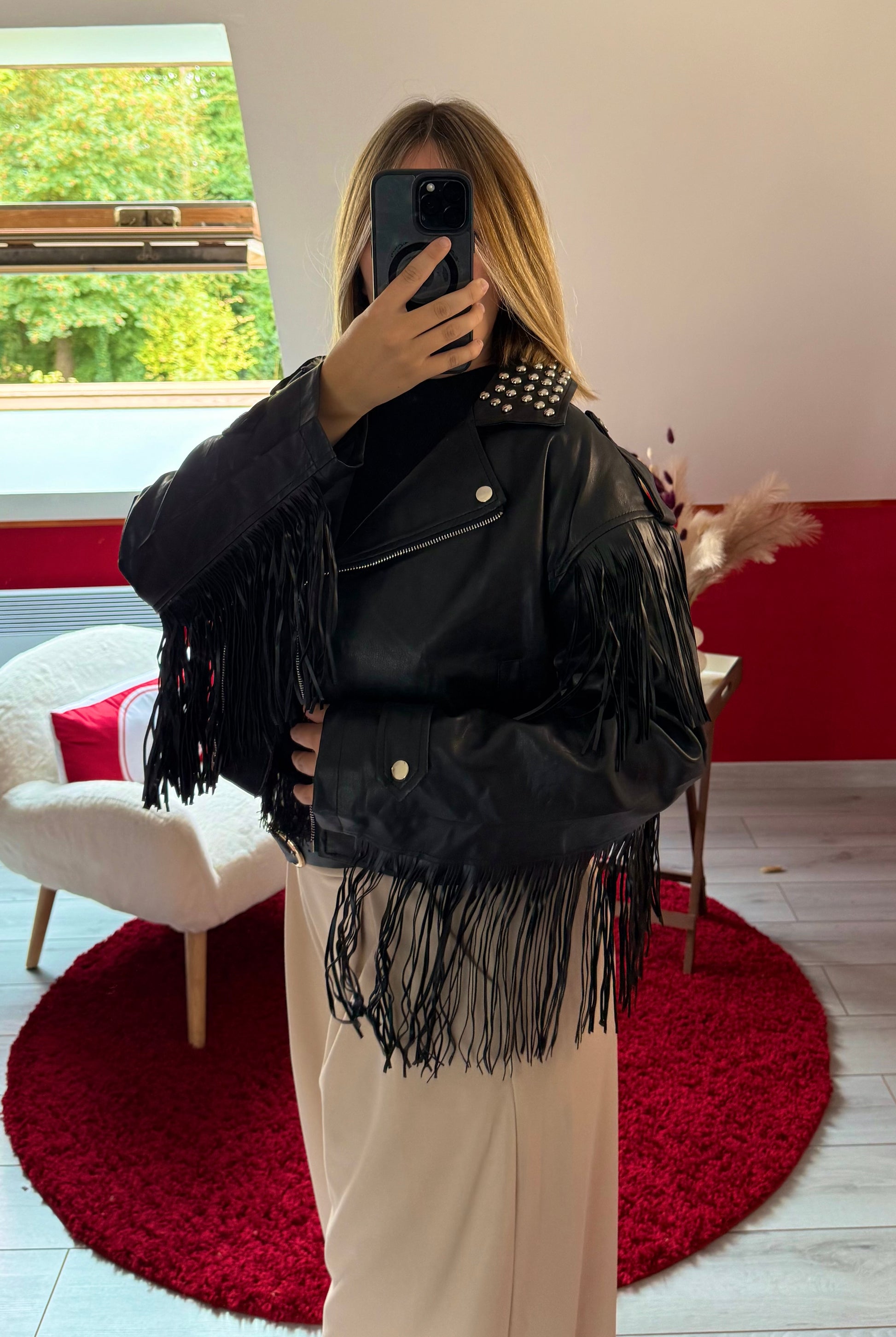 VESTE SIMILICUIR FRANGE NOIR - MaisonKLLY
