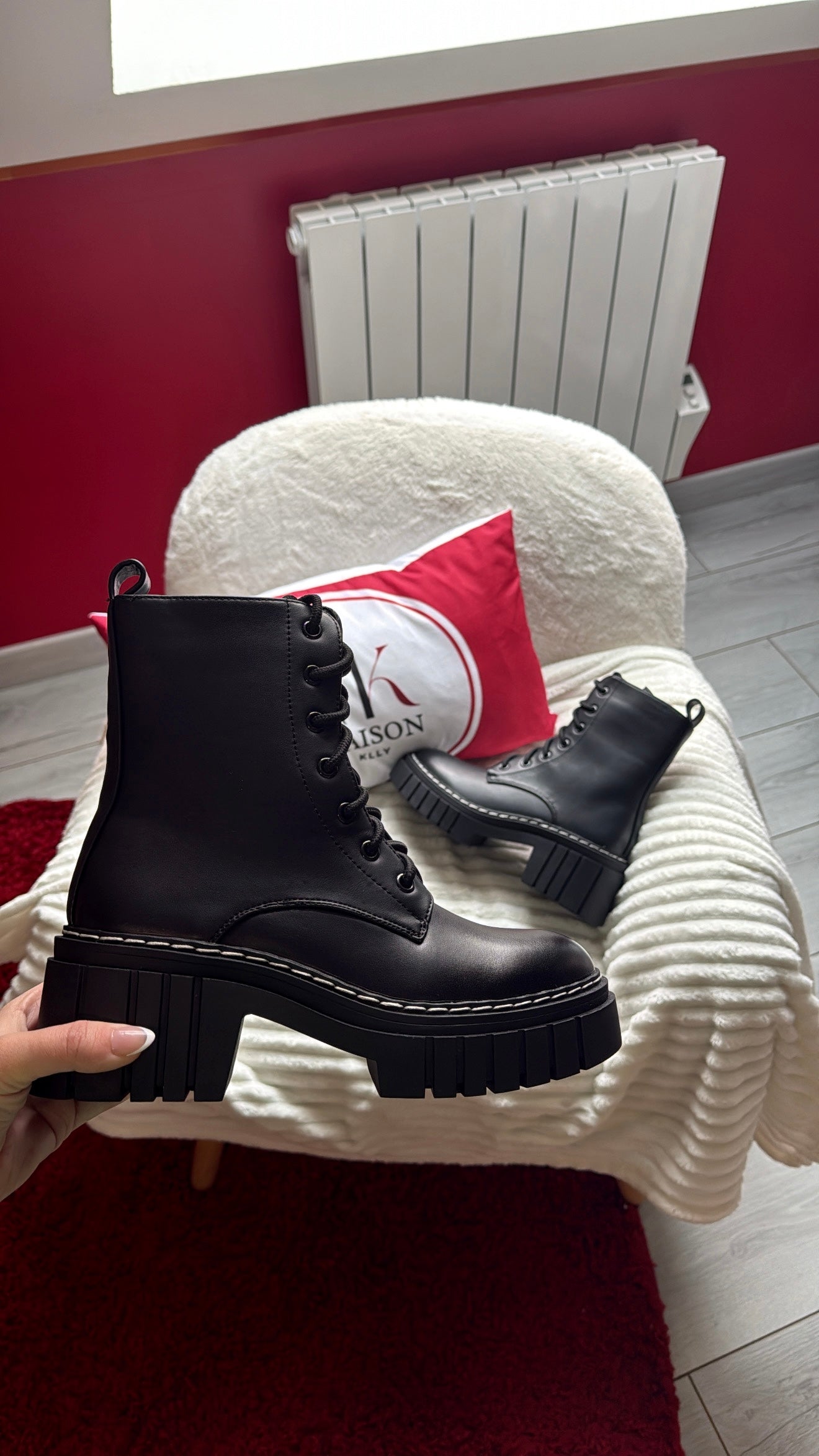 BOTTINES NOIR MELIA - MaisonKLLY