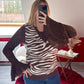 PULL SANS MANCHE ZÉBRÉ CHOCOLAT - MaisonKLLY