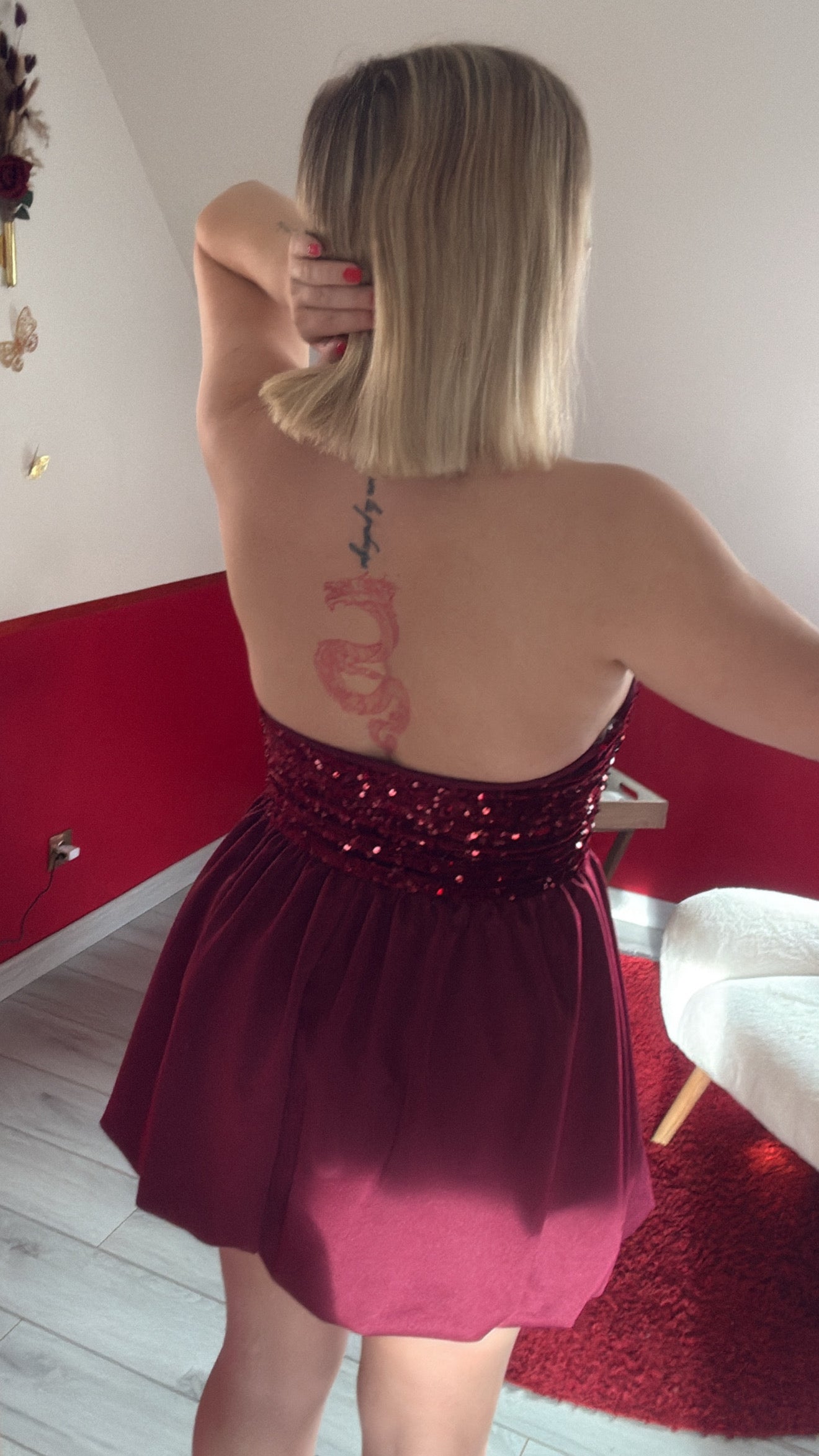 ROBE BALLON SATIN À SEQUIN BORDEAUX - MaisonKLLY