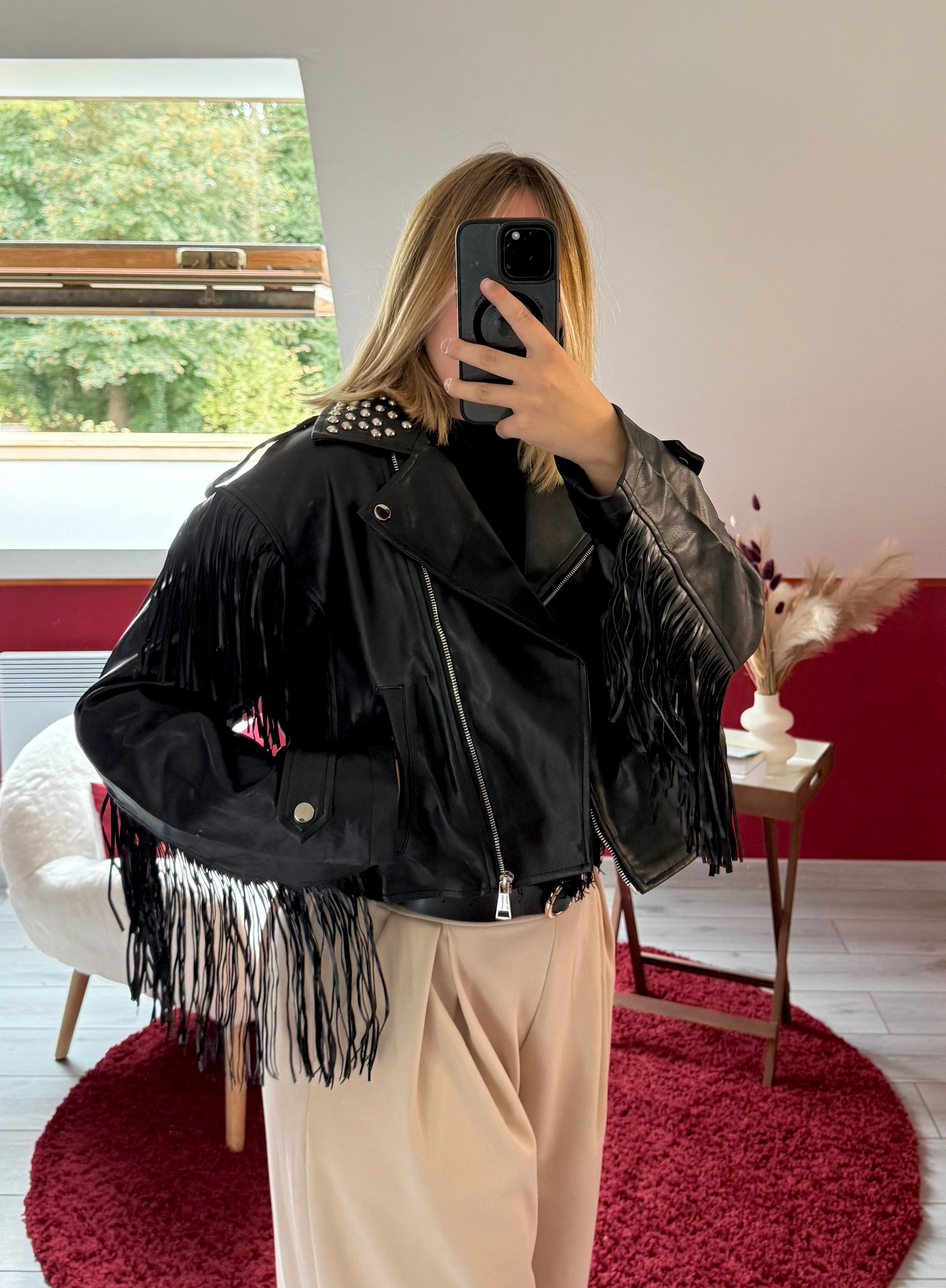 VESTE SIMILICUIR FRANGE NOIR - MaisonKLLY