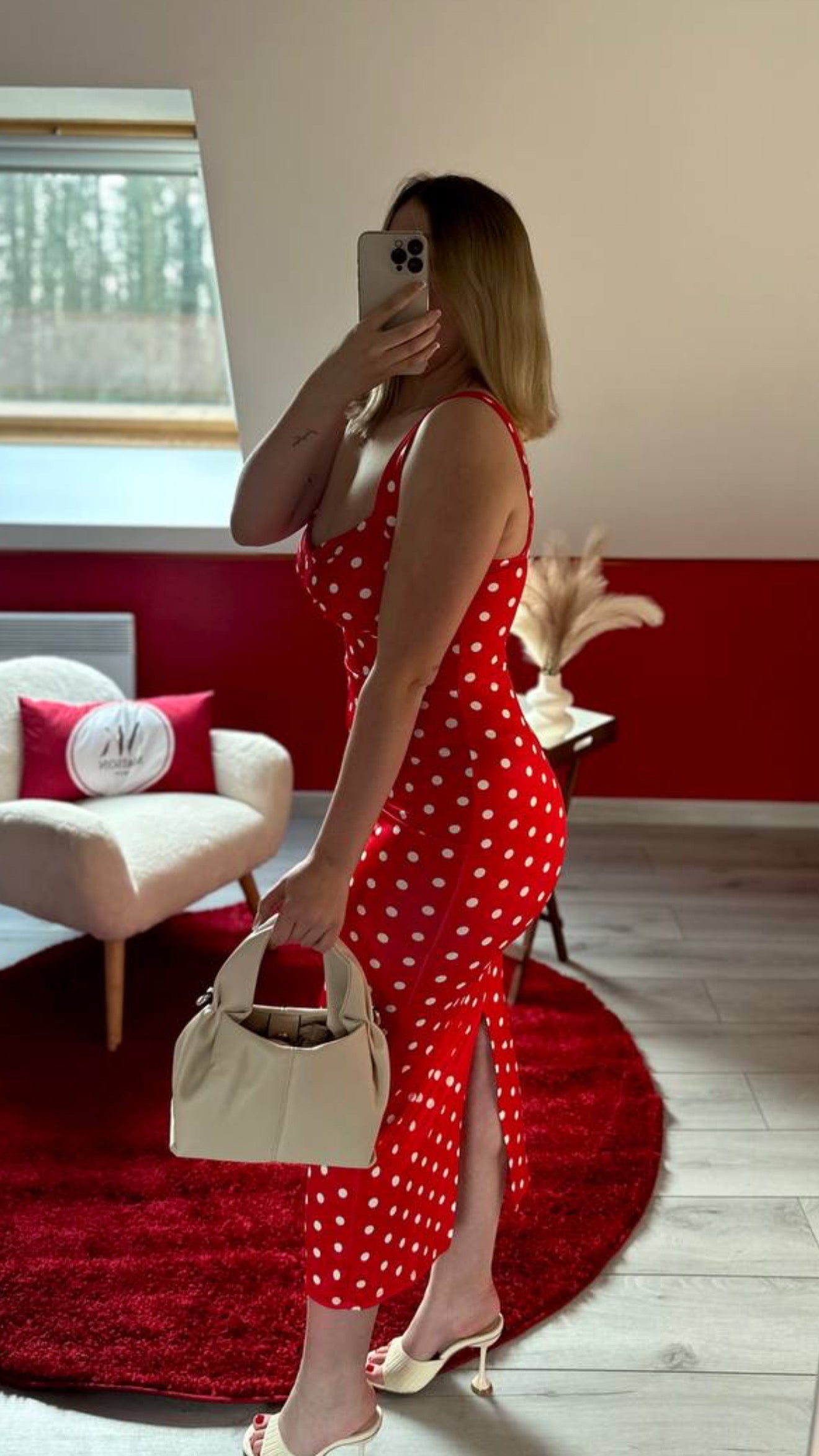ROBE ROUGE À POIS BLANC - MaisonKLLY