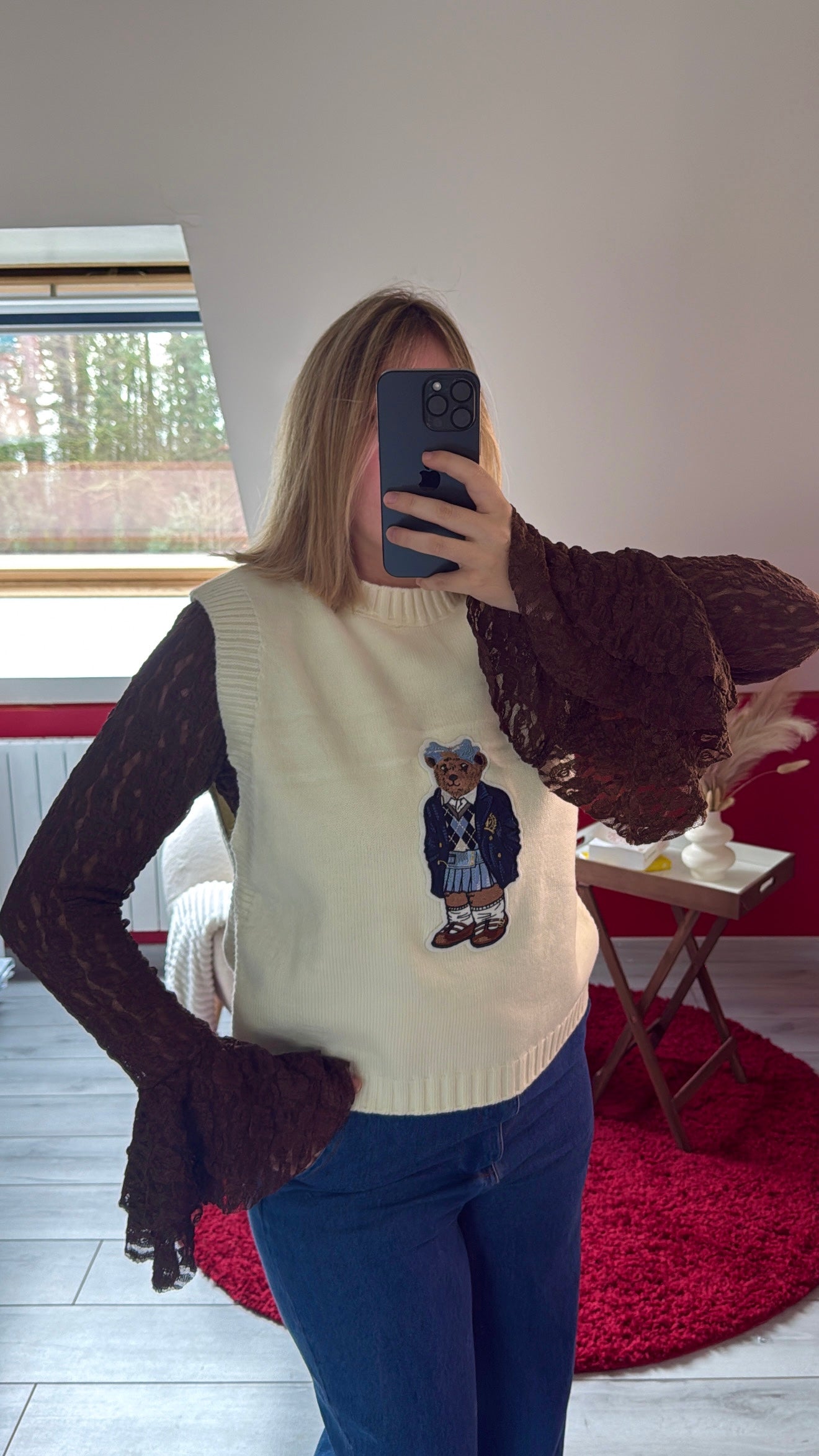 PULL SANS MANCHE OURS BEIGE - MaisonKLLY
