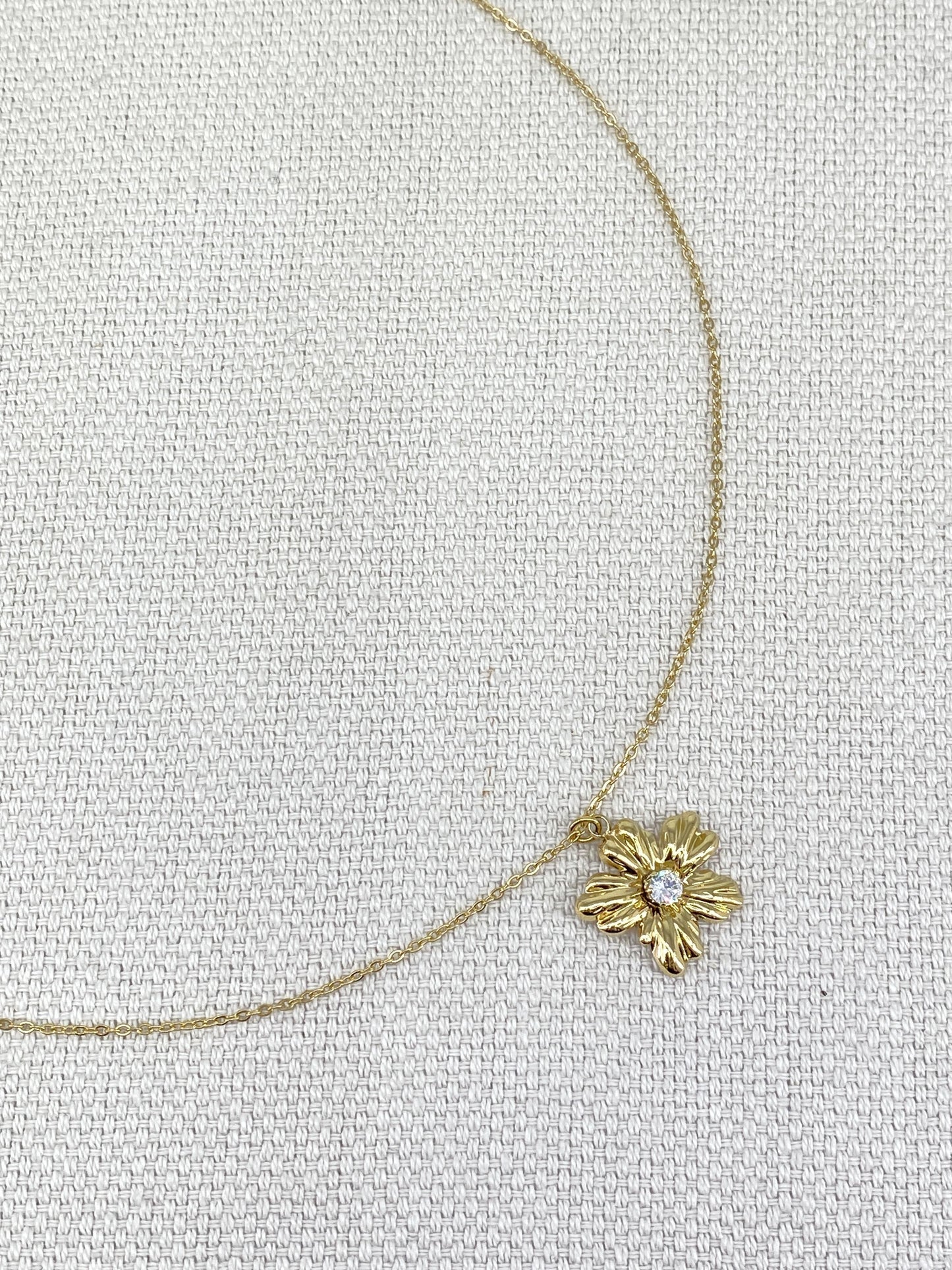 COLLIER FLEUR OR - MaisonKLLY